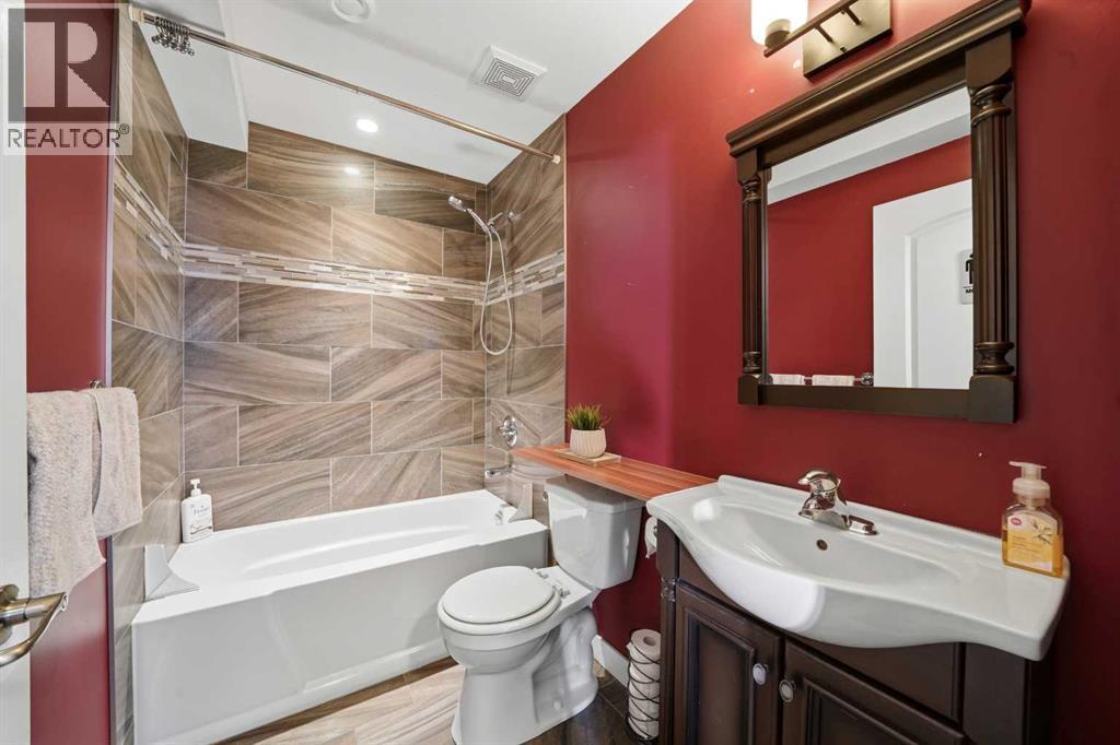 32 Rozier Close, Sylvan Lake