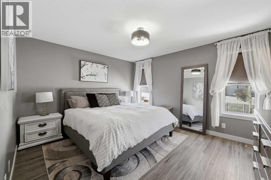 32 Rozier Close, Sylvan Lake