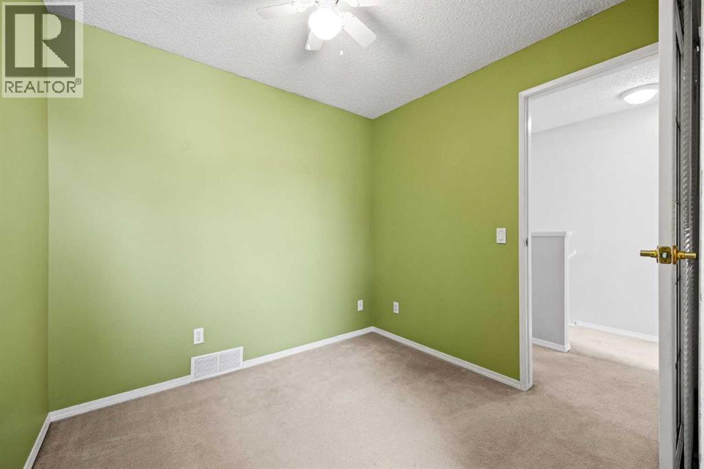 Single Family House for Sale in  Falshire Terrace NE Falconridge Calgary 