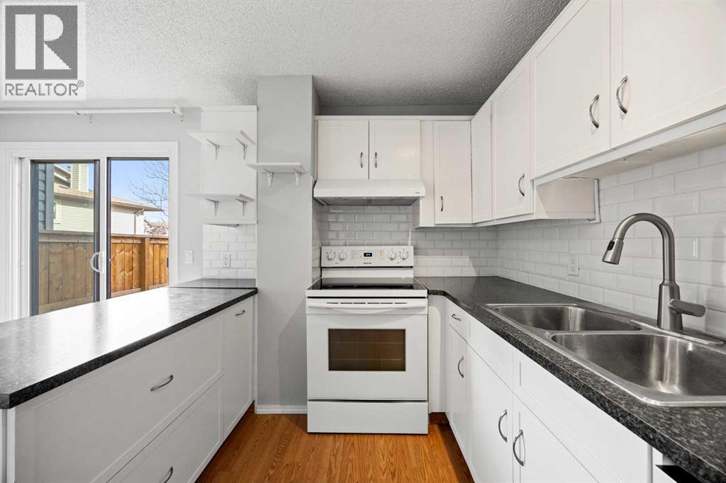 Single Family House for Sale in  Falshire Terrace NE Falconridge Calgary 