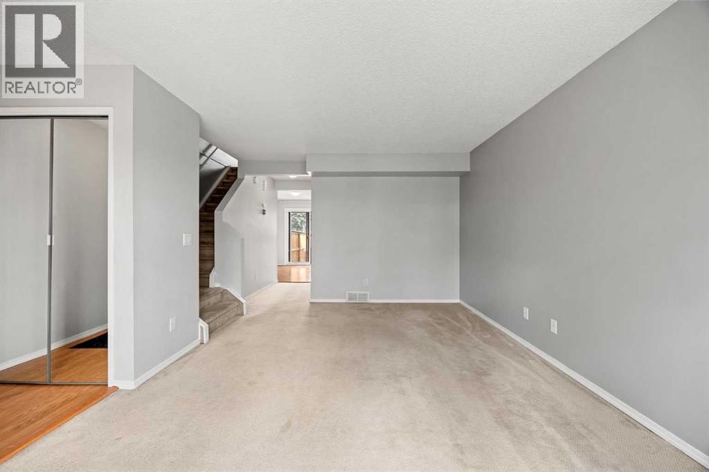 Single Family House for Sale in  Falshire Terrace NE Falconridge Calgary 
