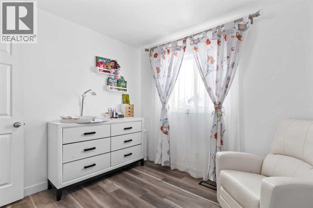 Single Family House for Sale in  Silverado Plains Close SW Silverado Calgary 