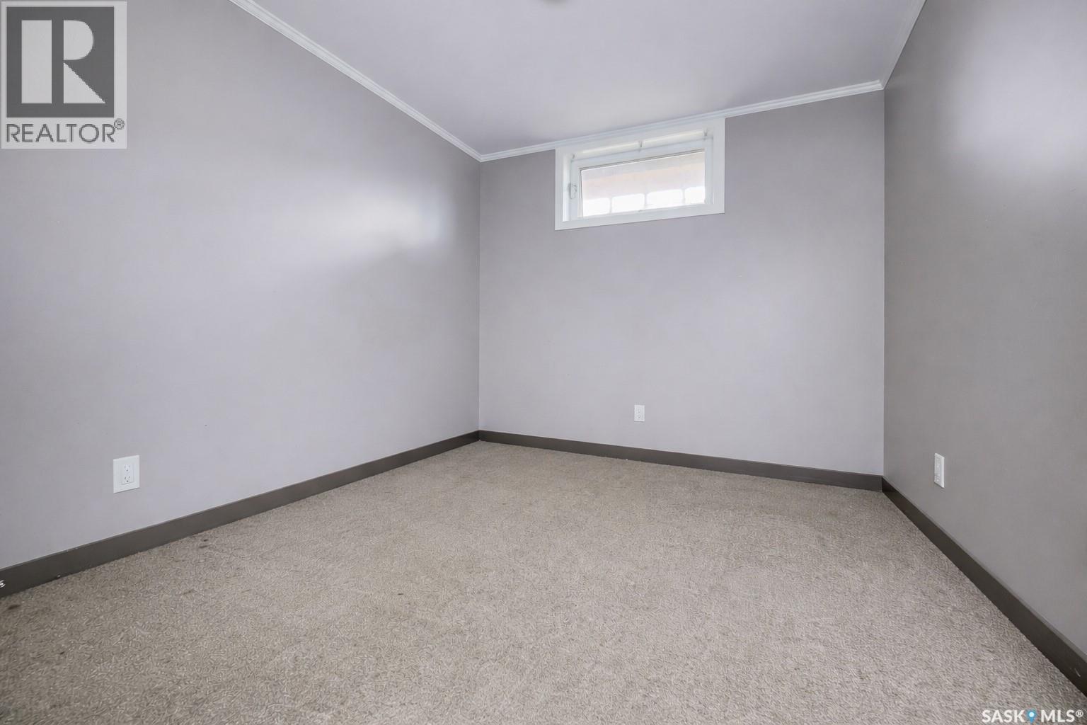 #237 322 Lewin WAY - 4