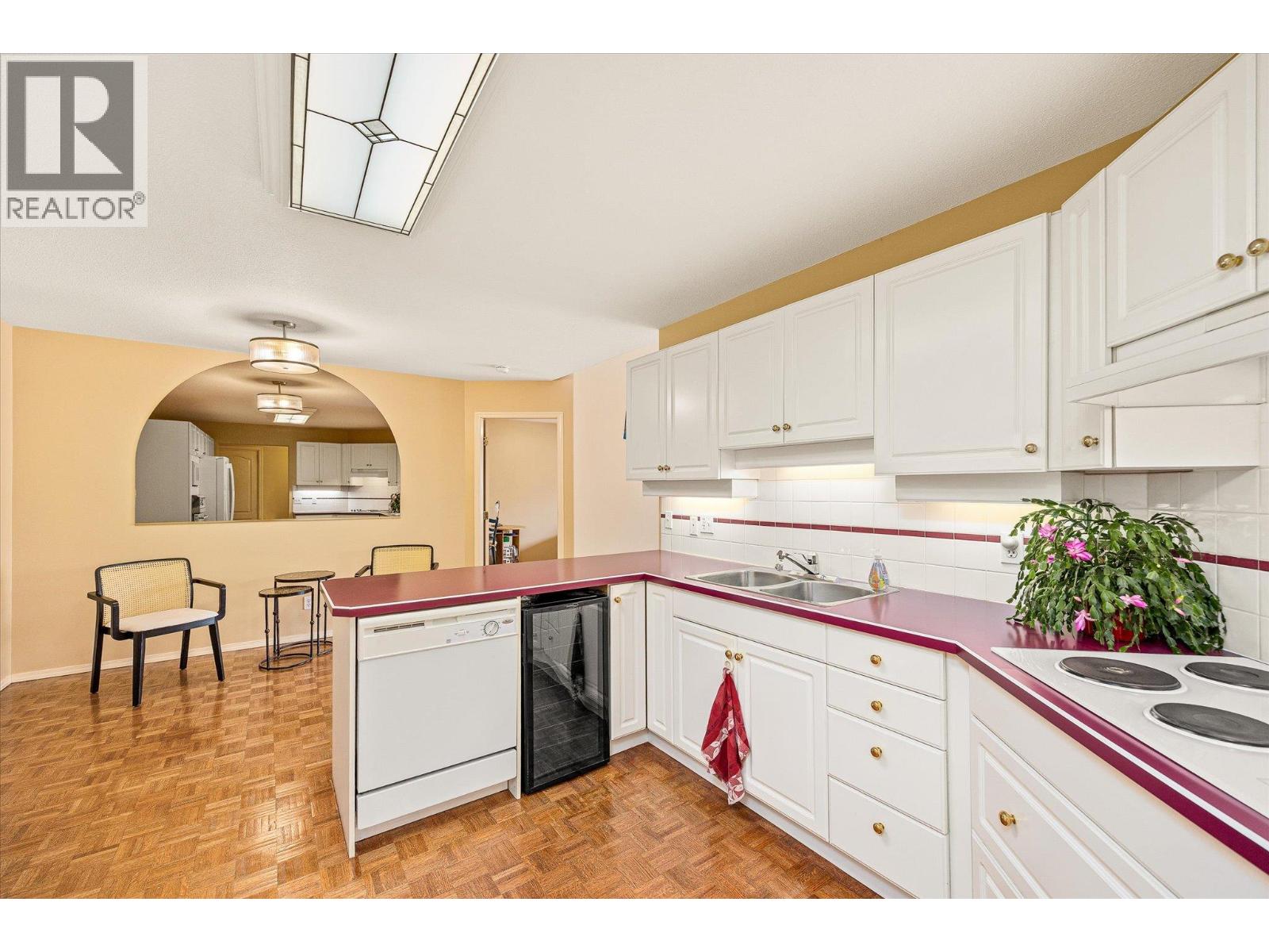 314 985 KLO Road, Kelowna