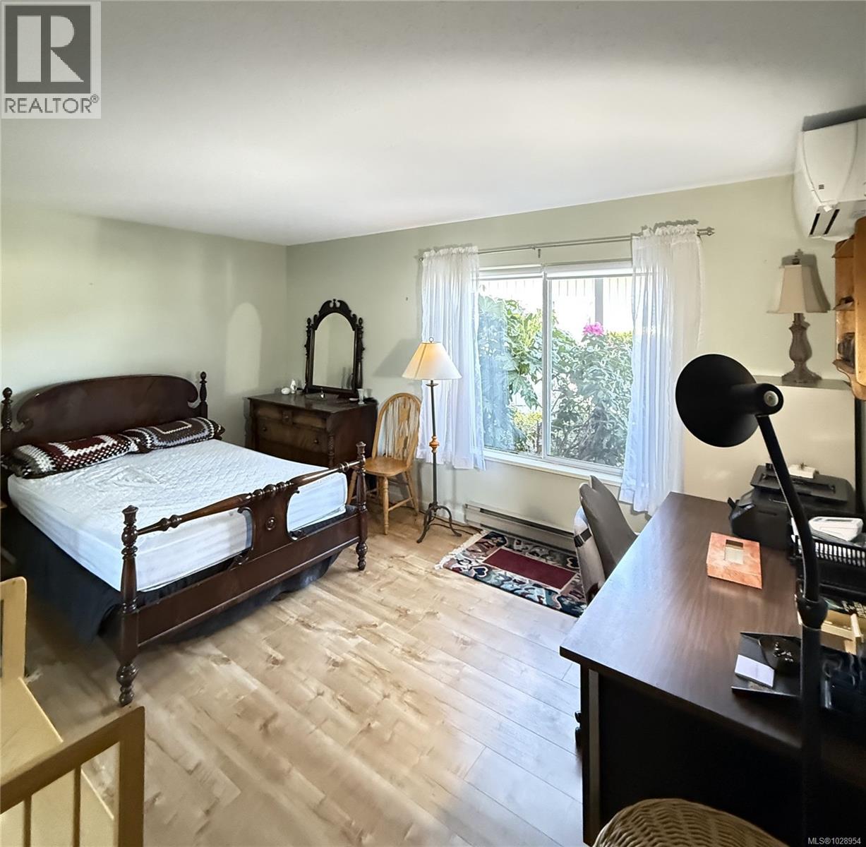 3 130 Corbett Road, Salt Spring