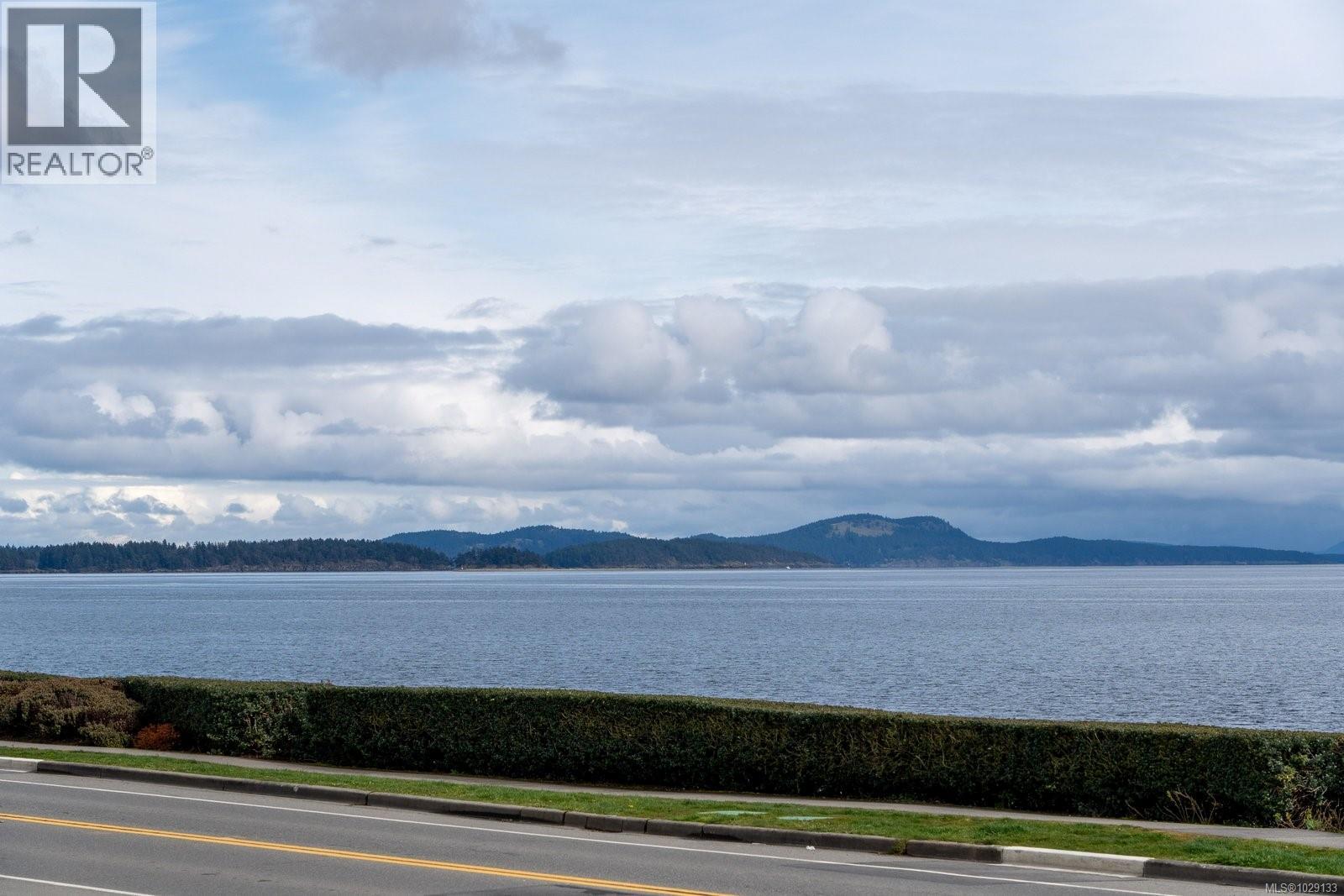 9452 LOCHSIDE DR - 38