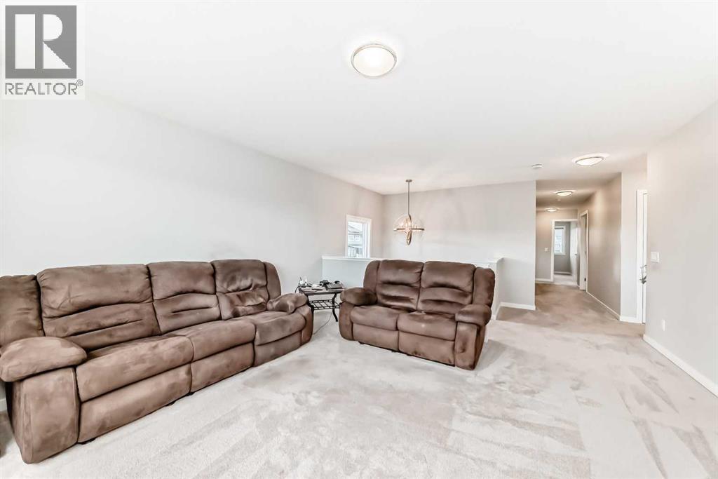 151 Sundown Way, Cochrane