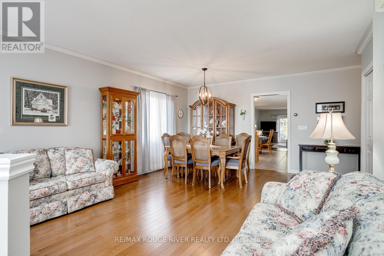 69 HUFFMAN AVENUE - 17