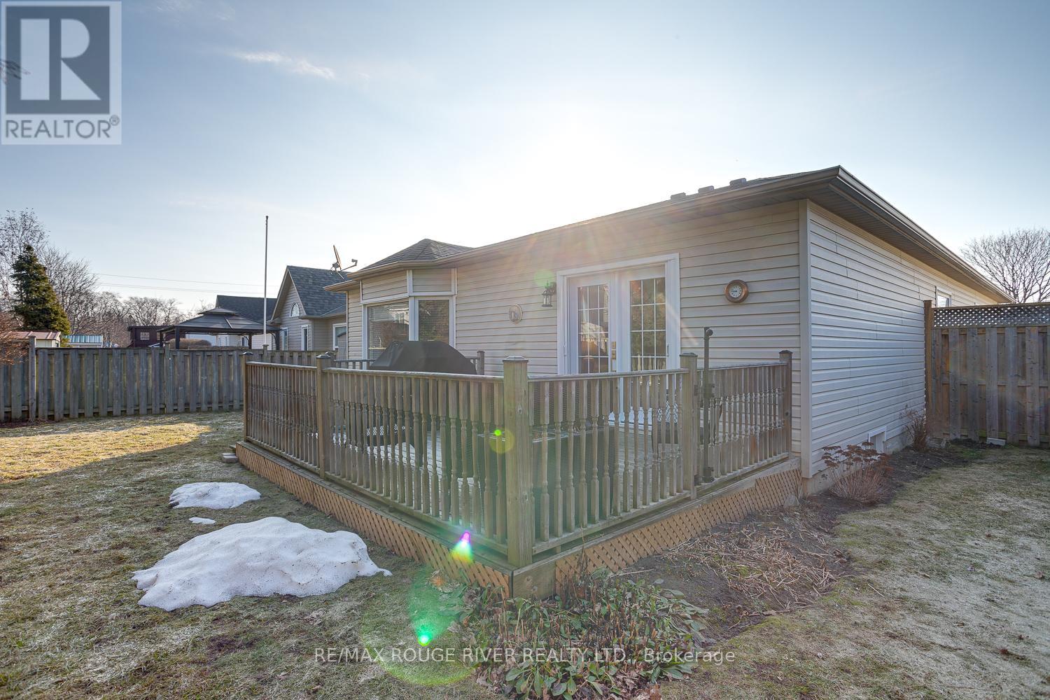 69 HUFFMAN AVENUE - 8