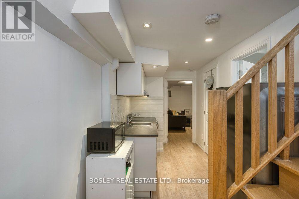 159A GLADSTONE AVENUE - 42