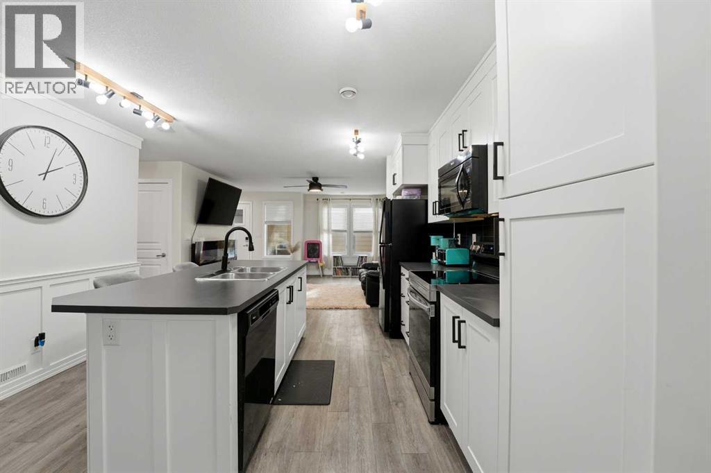 339 Viscount Drive, Red Deer