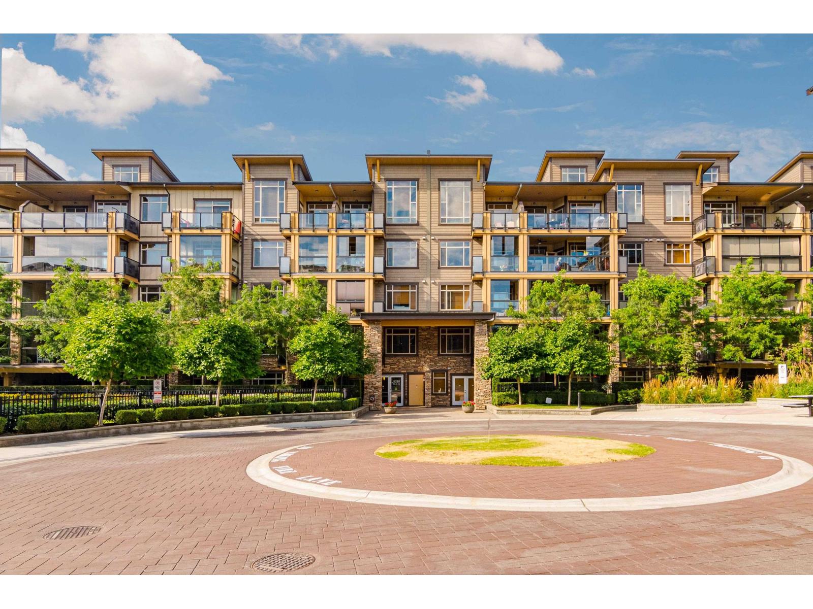 165 8258 207A STREET