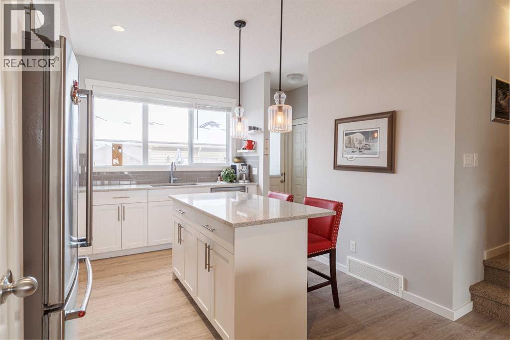 Single Family House for Sale in  Wolf Hollow Park SE Wolf Willow Calgary 