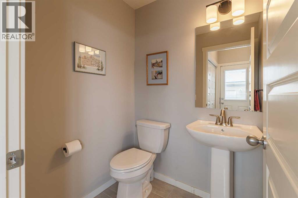 Single Family House for Sale in  Wolf Hollow Park SE Wolf Willow Calgary 