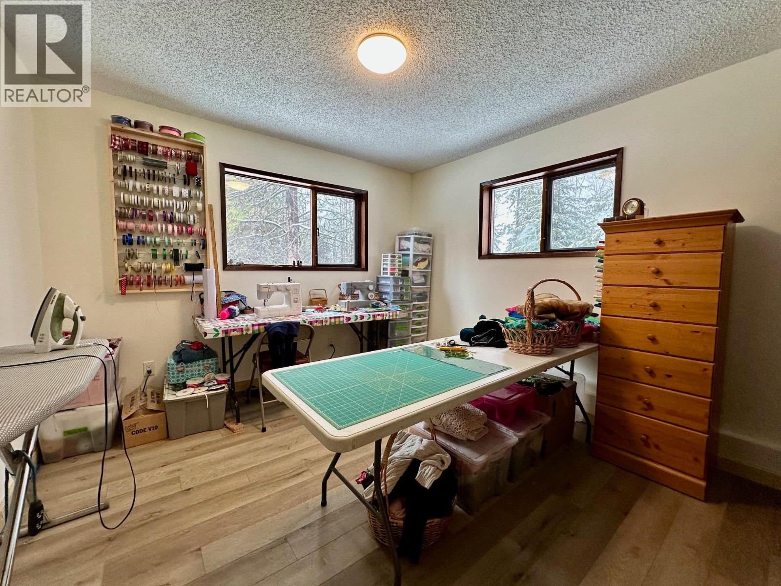 1291 COALMINE Road, Telkwa