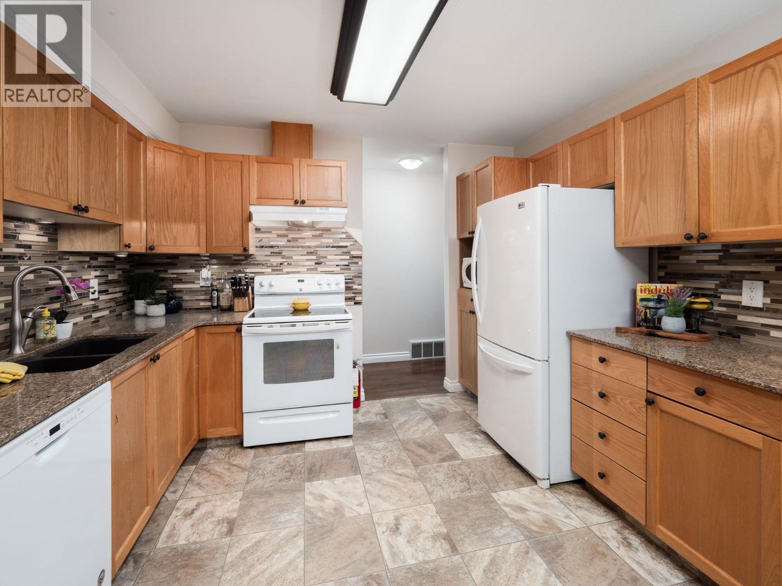 #103 3015 ST ANNE CRESCENT - 9