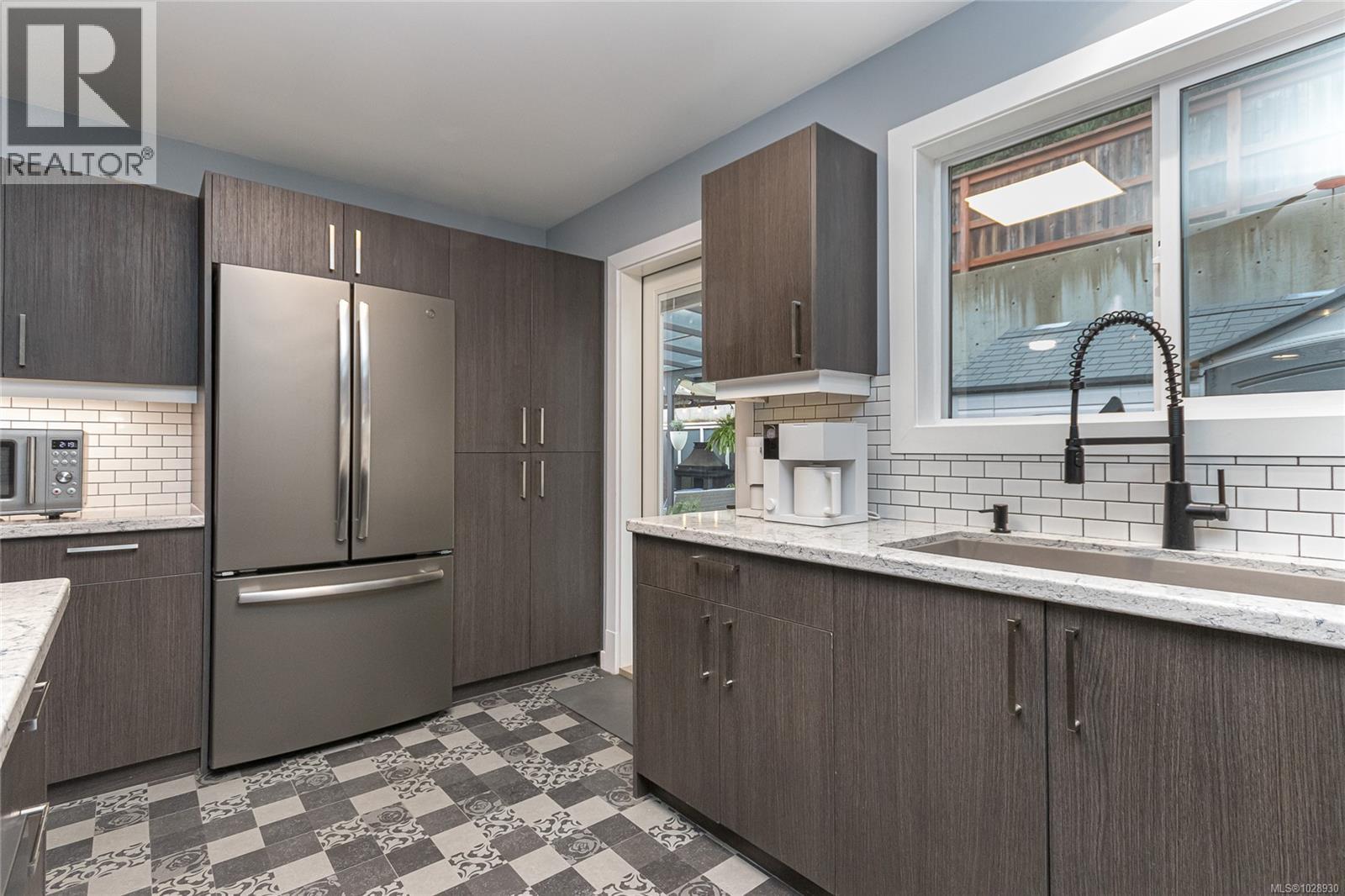 1004 GUENTER PL - 12