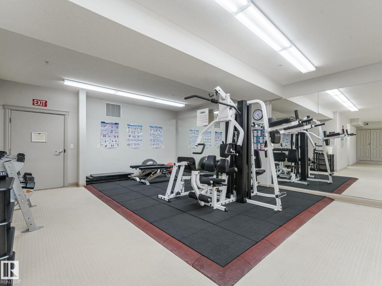 #412 12408 15 AV SW - 16