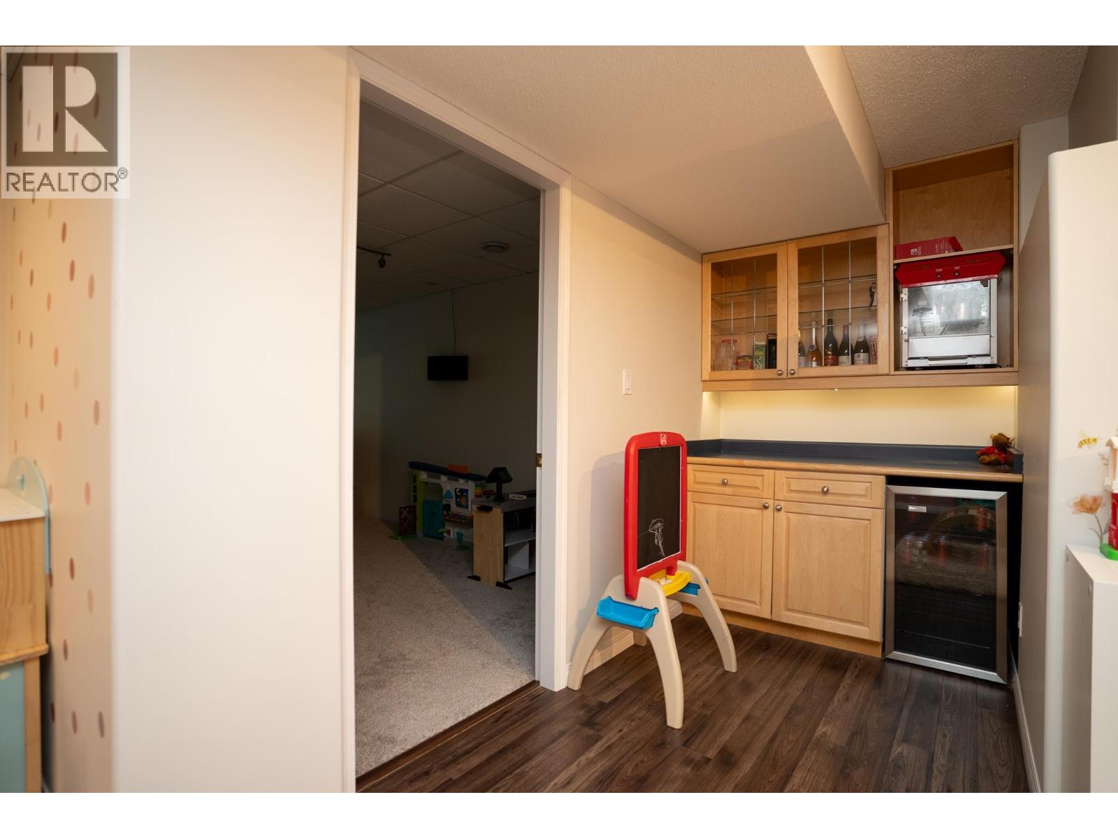 6965 WESTGATE AVENUE - 28