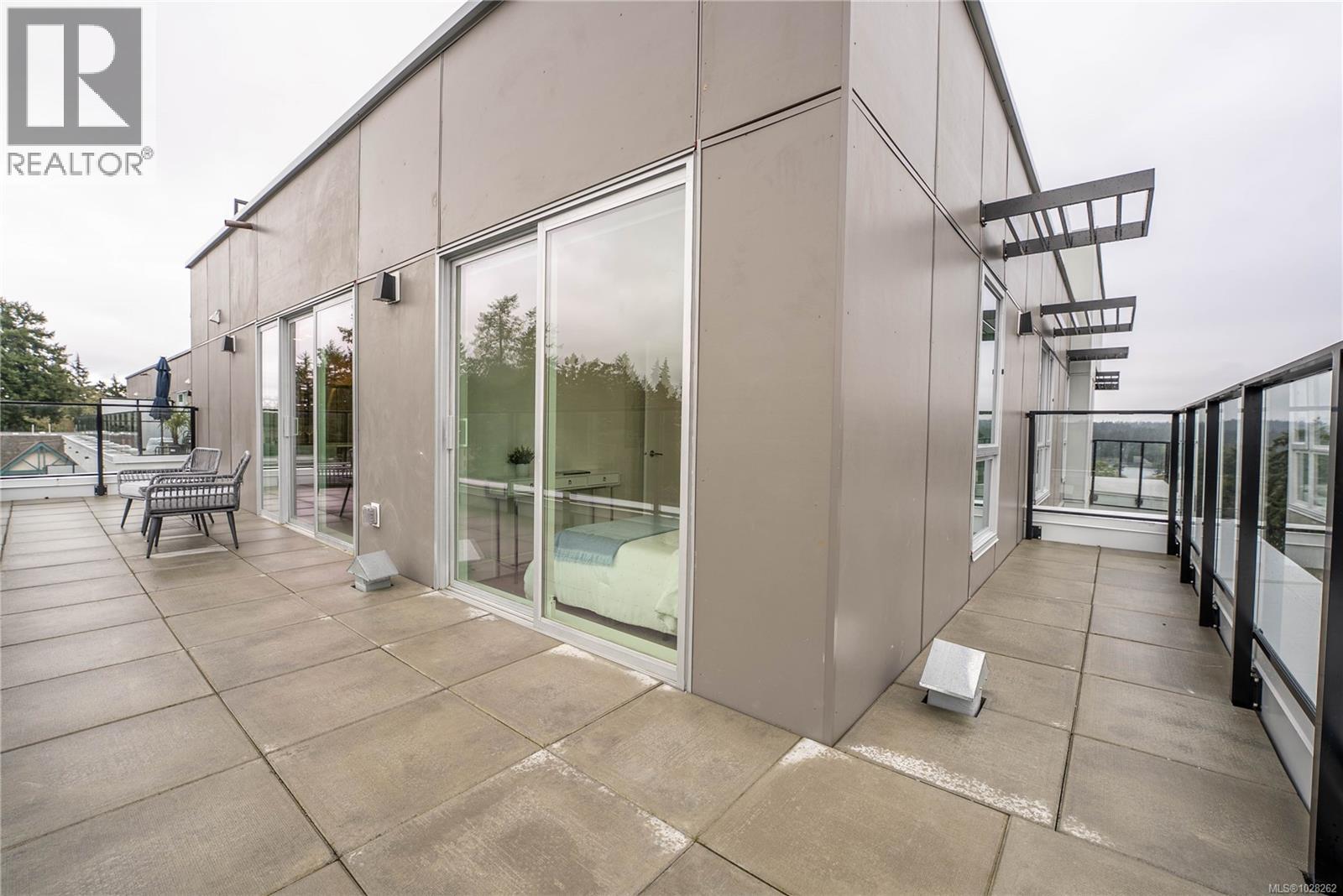 606 258 Helmcken Road, View Royal