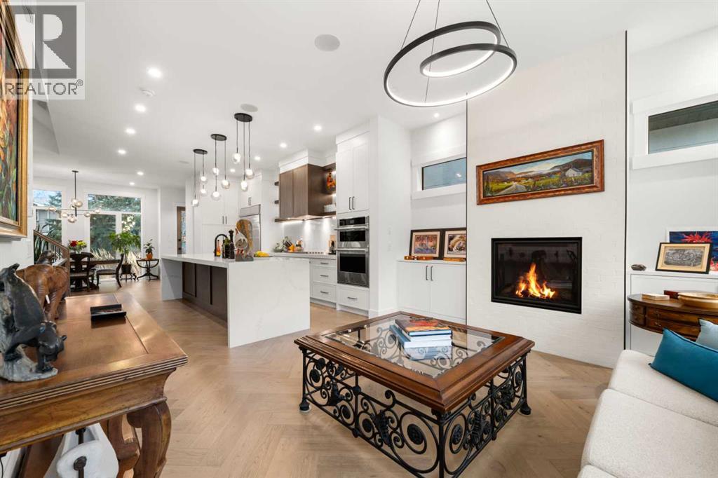 Single Family House for Sale in   Avenue SW Altadore Calgary 