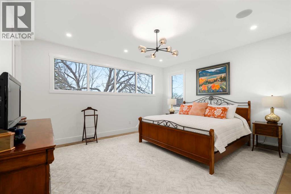 Single Family House for Sale in   Avenue SW Altadore Calgary 