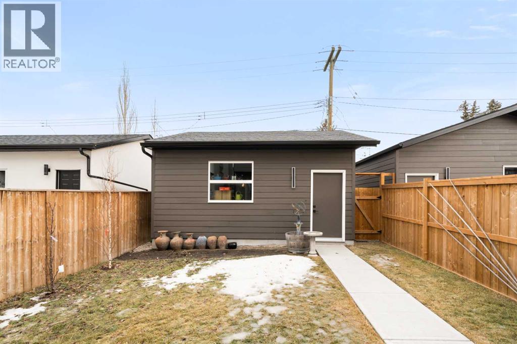 Single Family House for Sale in   Avenue SW Altadore Calgary 