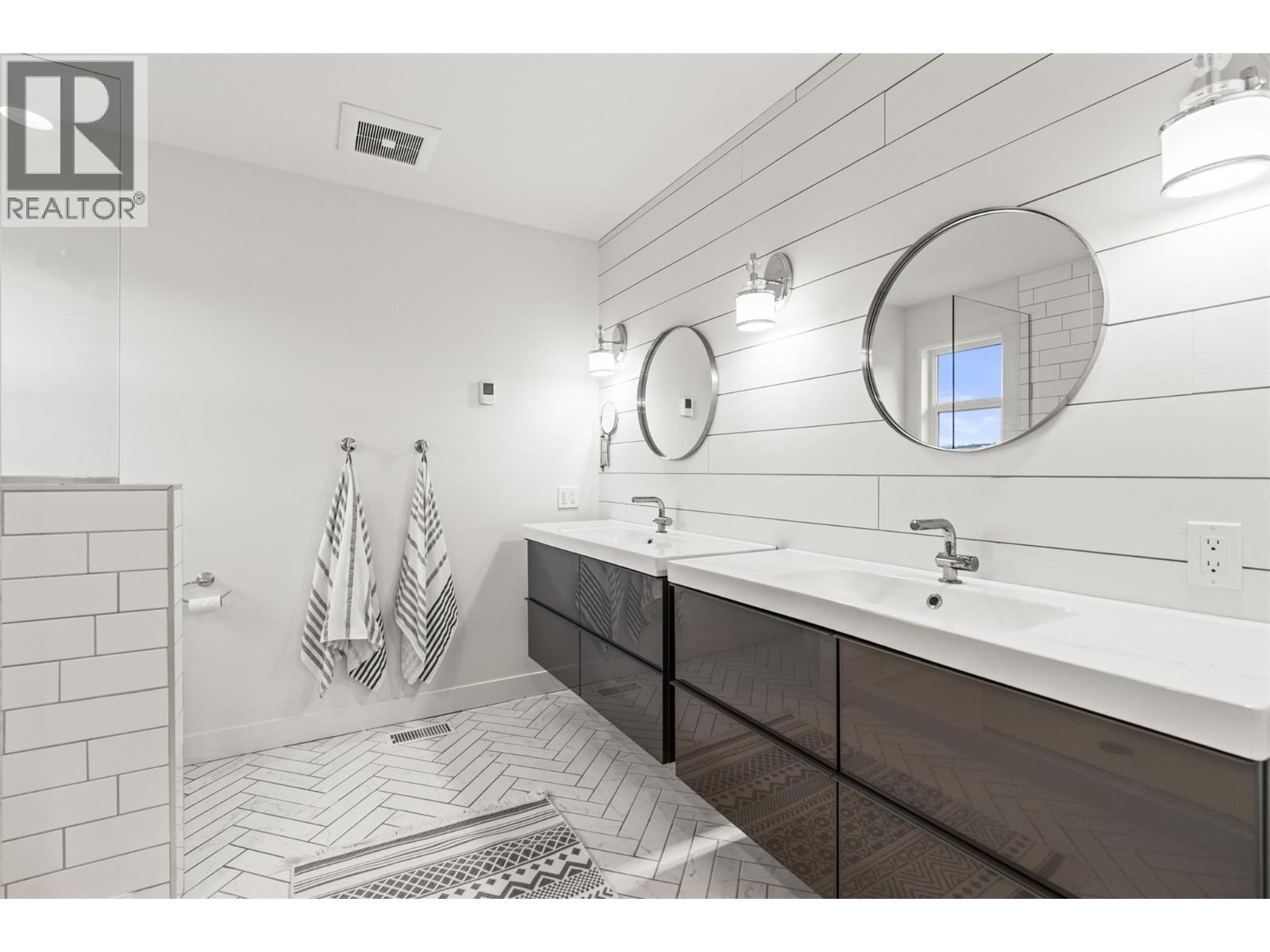  4160 Noble Road, Spallumcheen