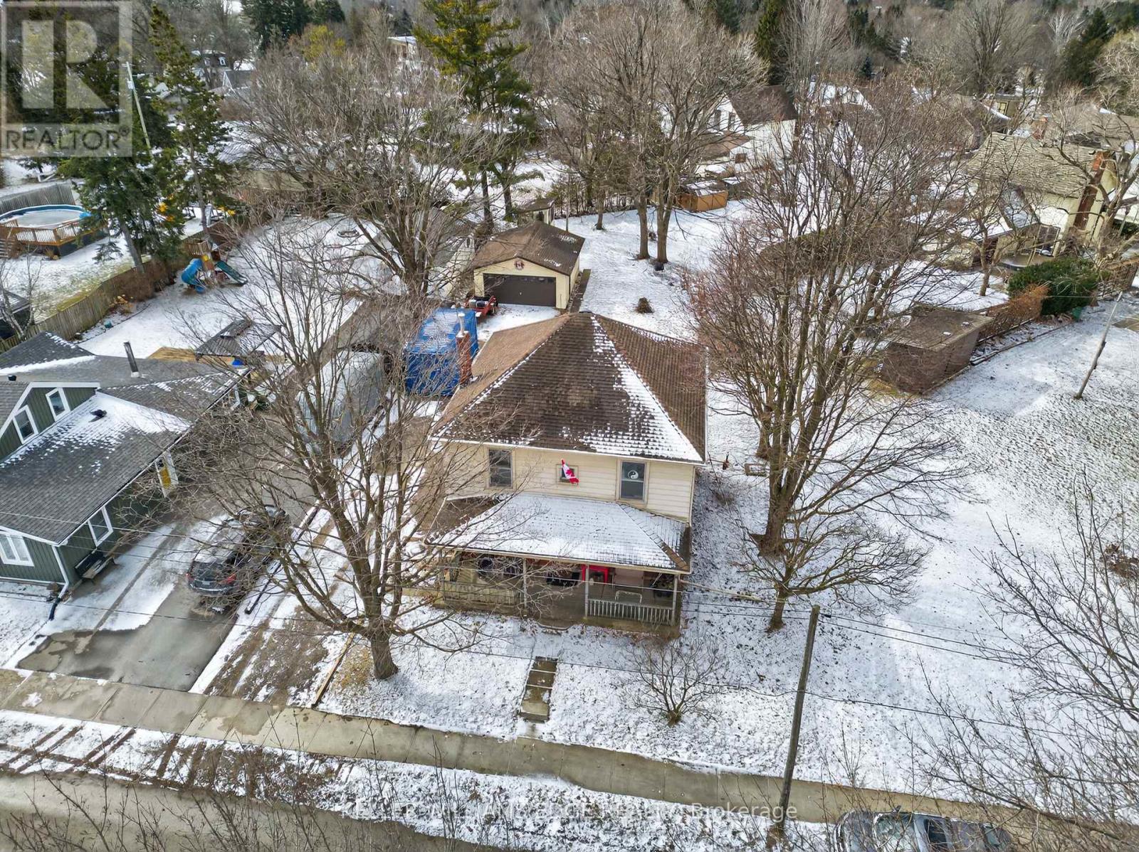 113 FREELTON ROAD - 40