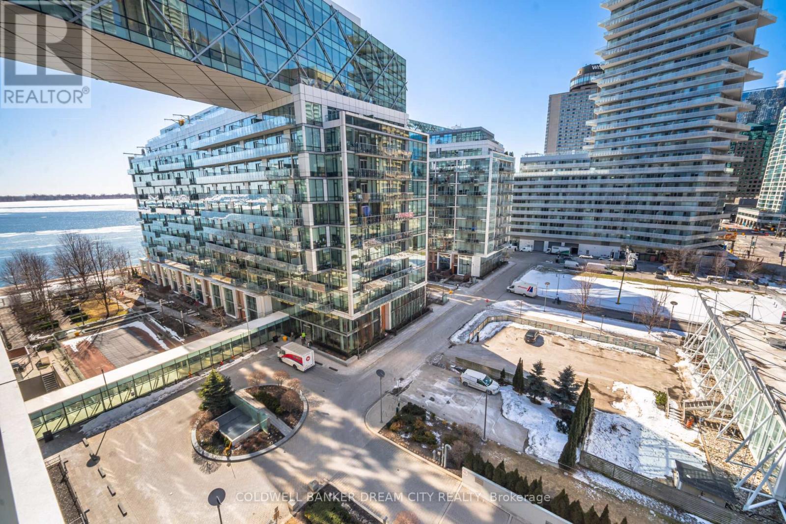 837 - 39 QUEENS QUAY E