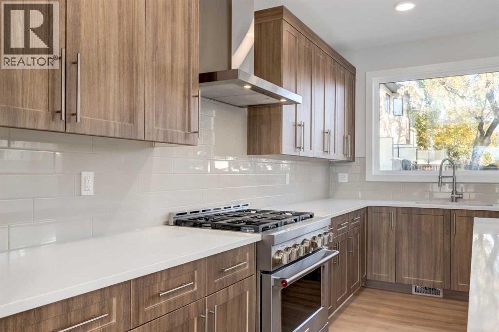 Single Family House for Sale in   Avenue SW Richmond Calgary 