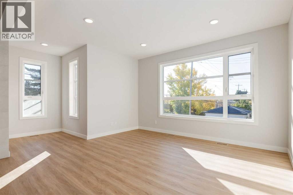 Single Family House for Sale in   Avenue SW Richmond Calgary 