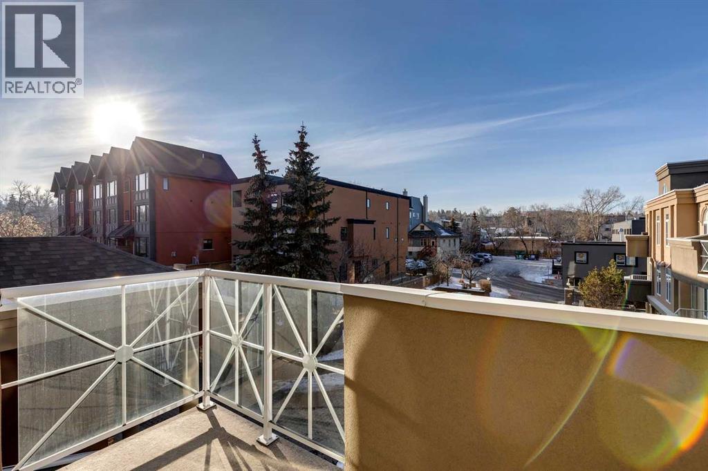 Single Family House for Sale in   A Street SW Bankview Calgary 