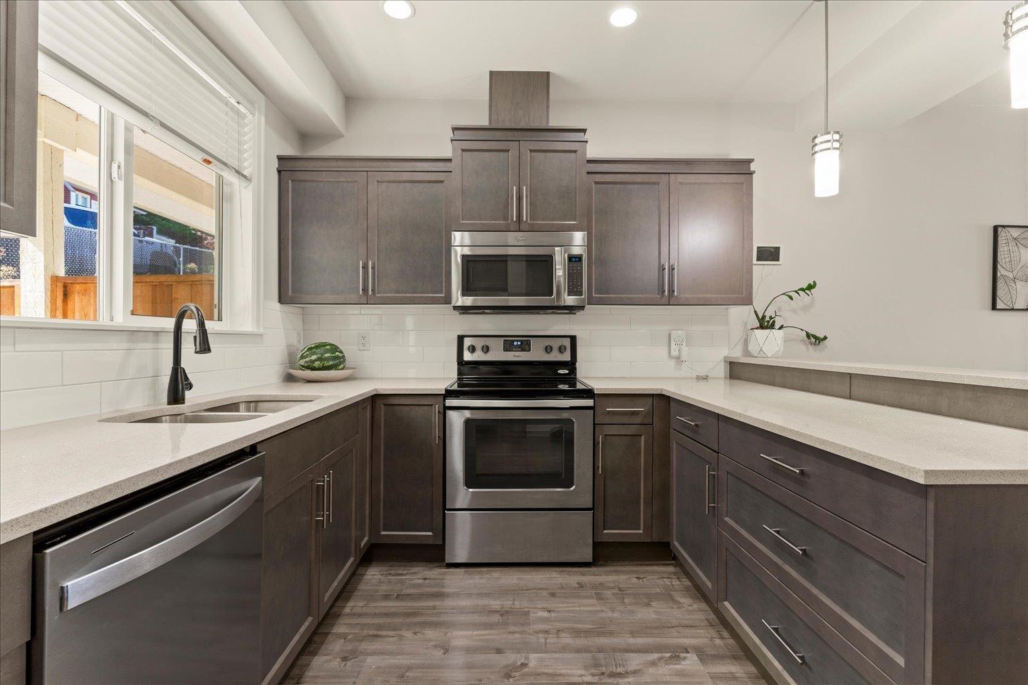 62 6026 LINDEMAN STREET, Promontory, Chilliwack