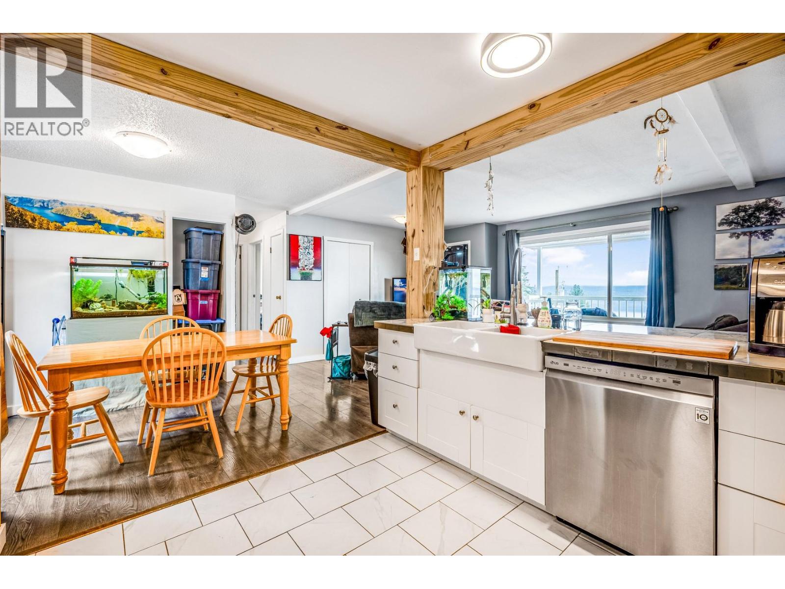 494 KILLARNEY WAY - 12