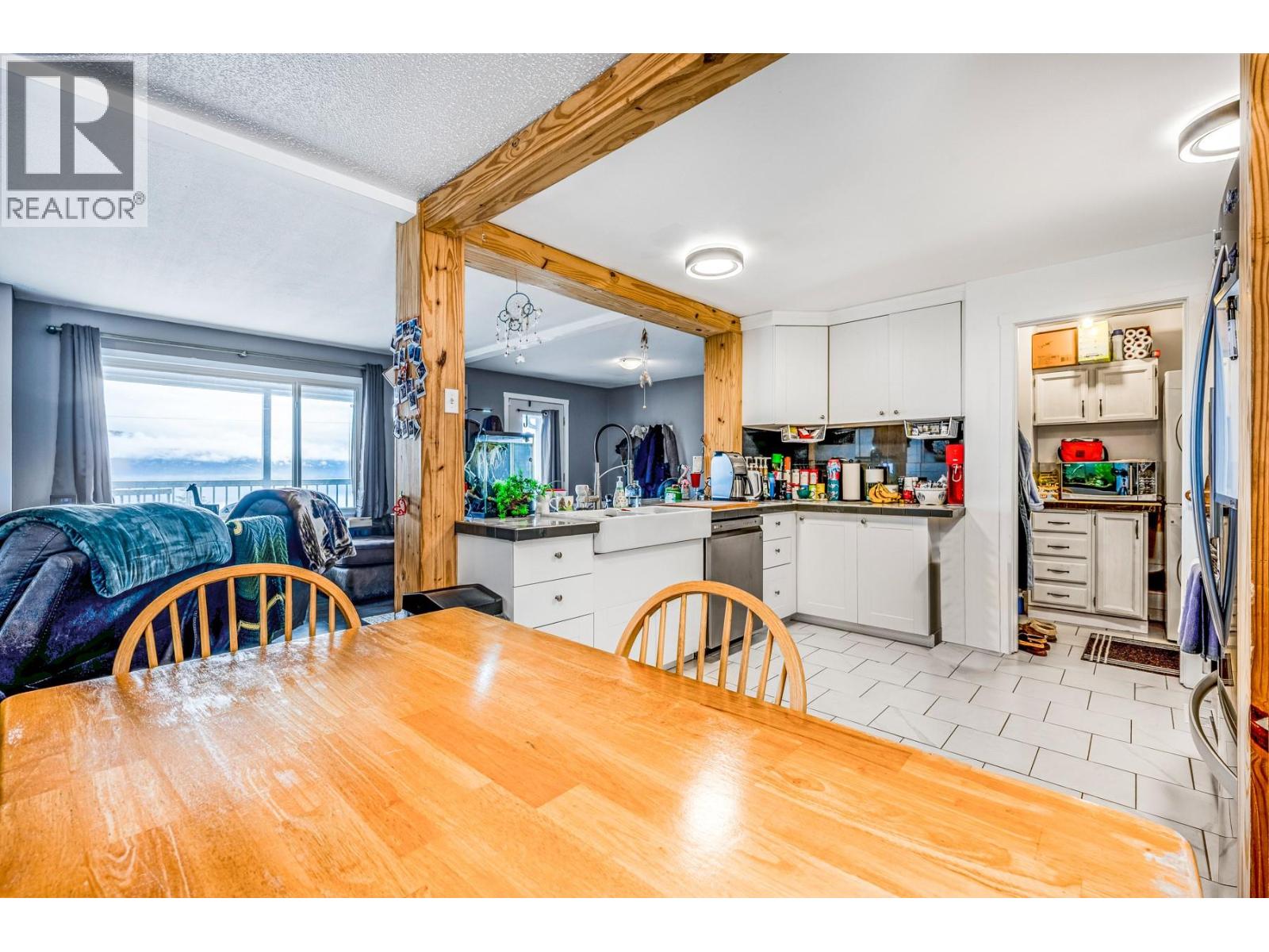 494 KILLARNEY WAY - 9