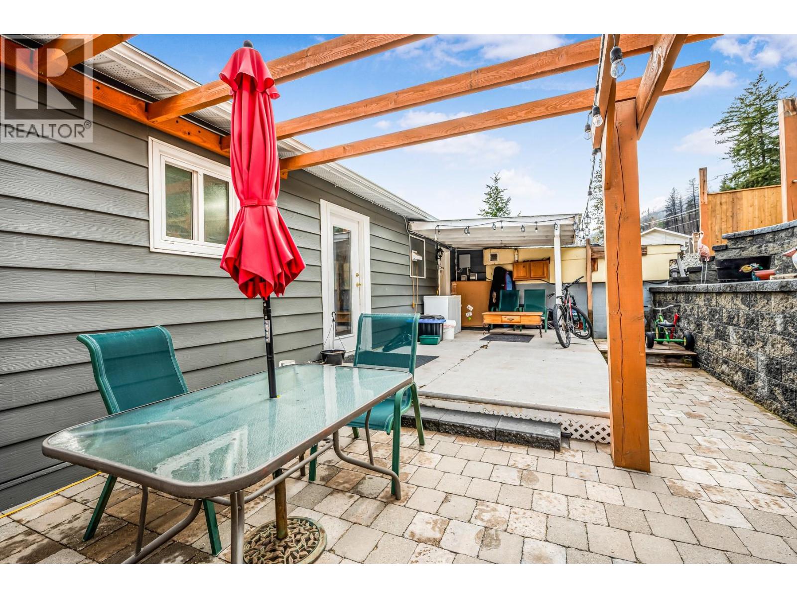 494 KILLARNEY WAY - 19