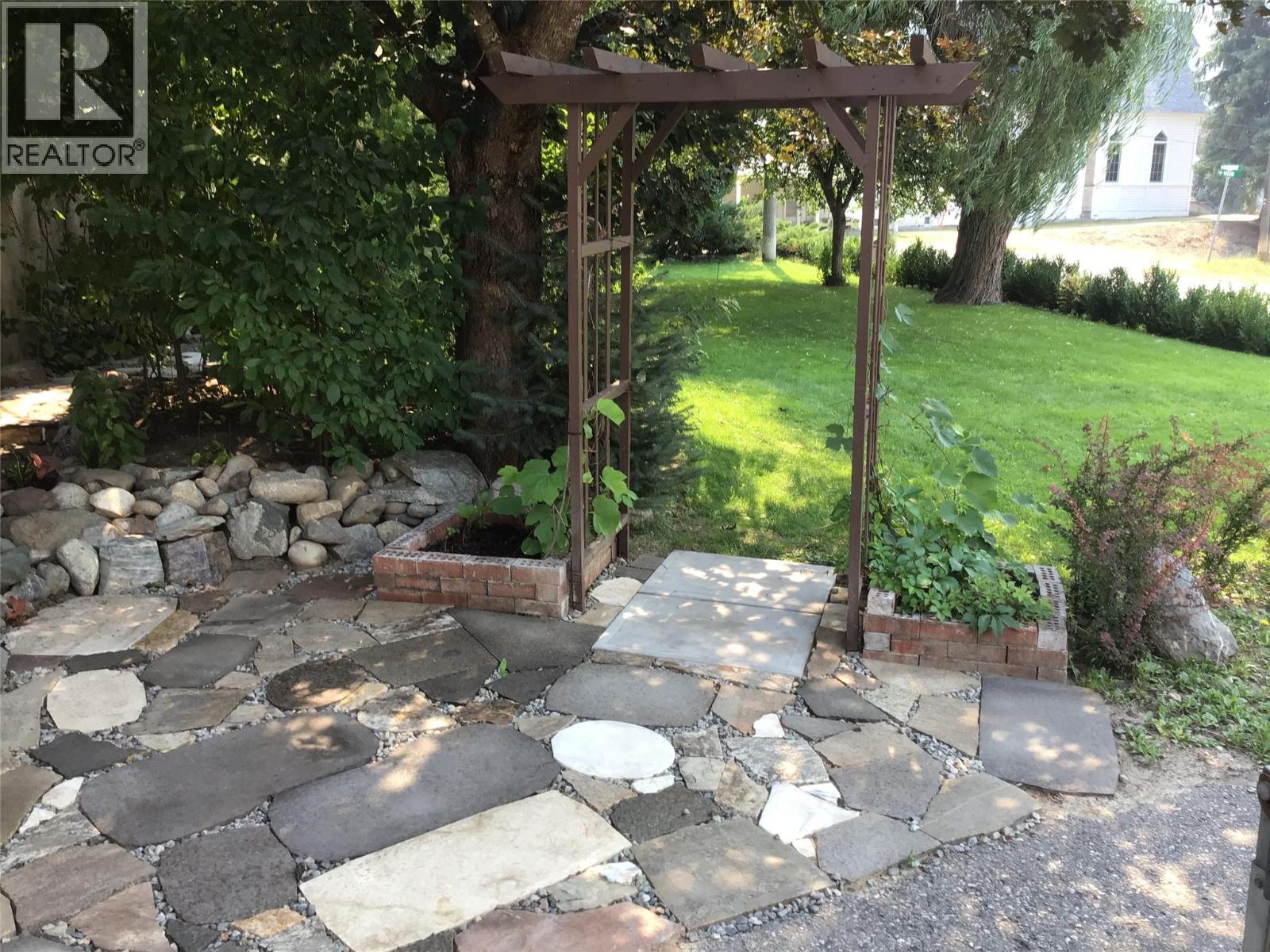 356 Marguerite Avenue, Greenwood