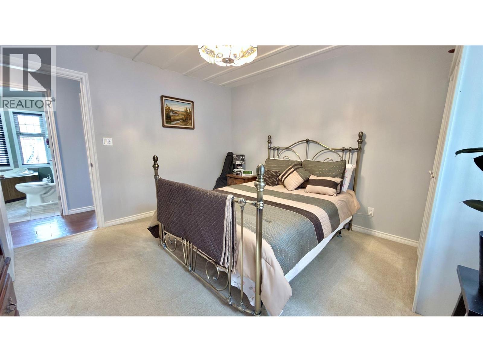 356 Marguerite Avenue, Greenwood