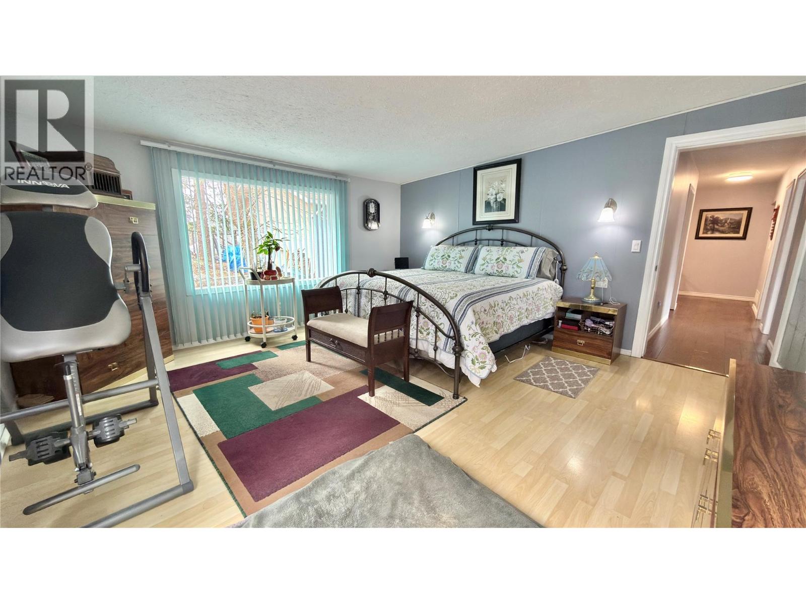 356 Marguerite Avenue - 46