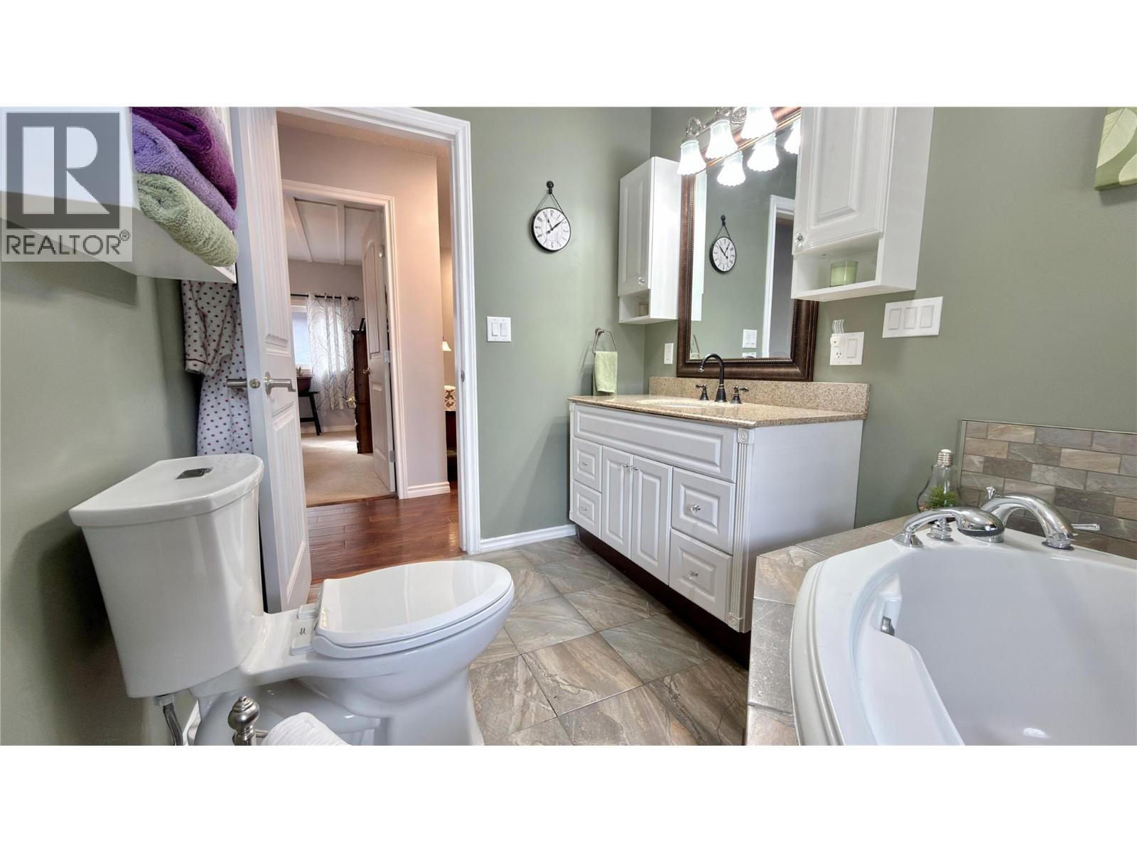 356 Marguerite Avenue, Greenwood