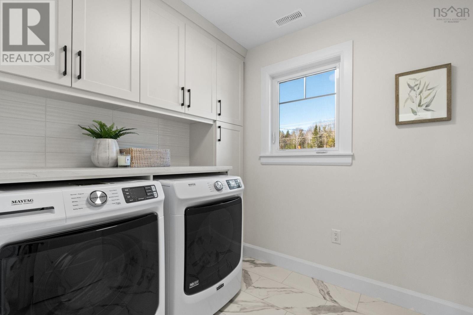 Property 32 of 49 of 121 Orchid Court