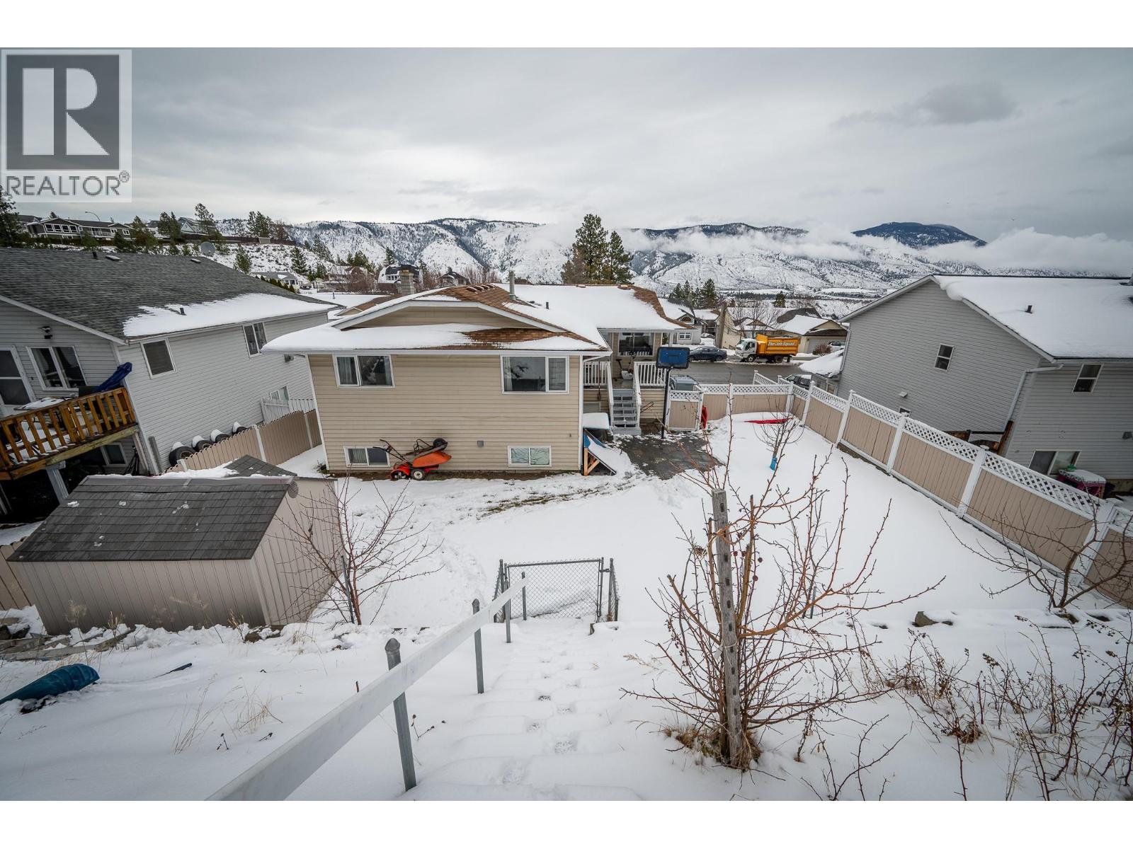 2727 QU'APPELLE Boulevard, Kamloops