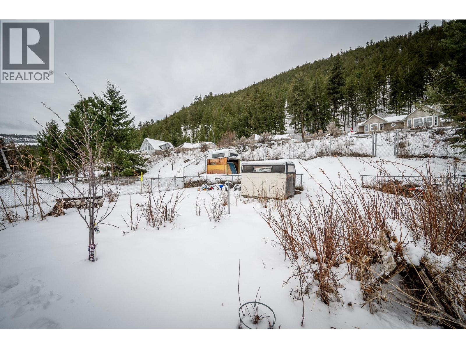 2727 QU'APPELLE Boulevard, Kamloops