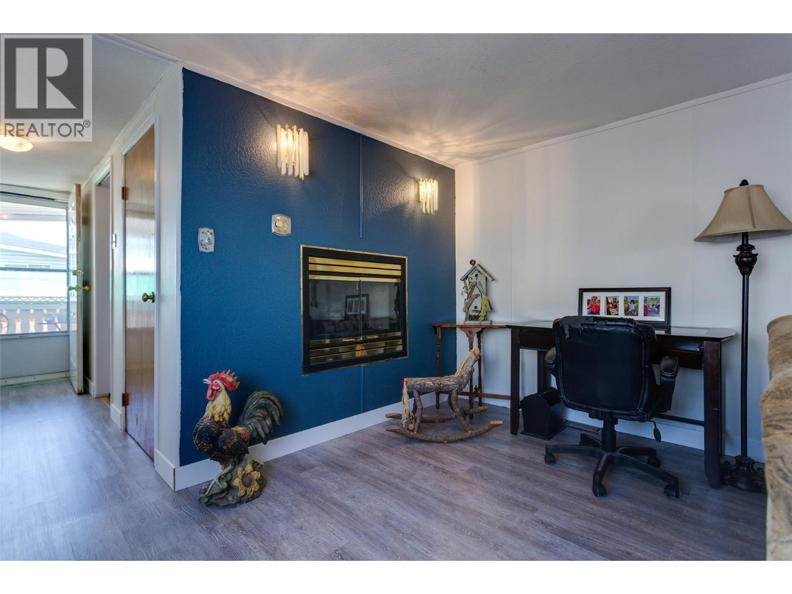 #136 720 Commonwealth Road - 21