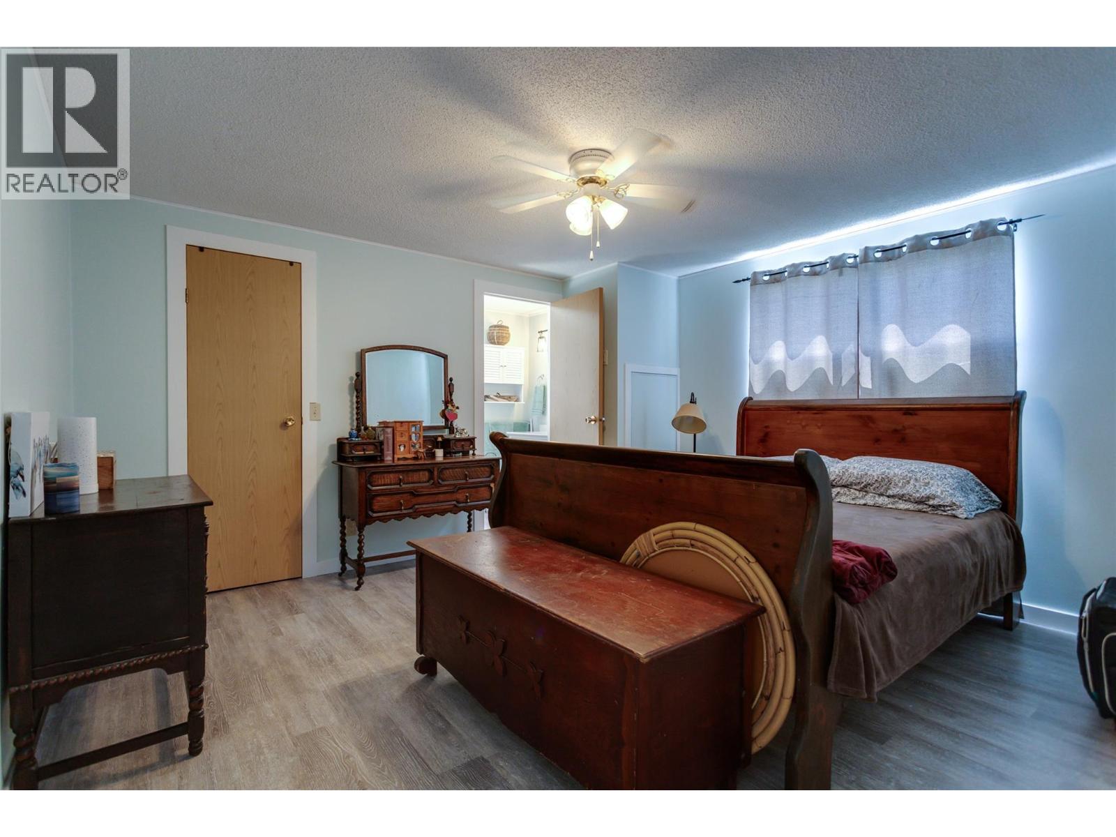 #136 720 Commonwealth Road - 25