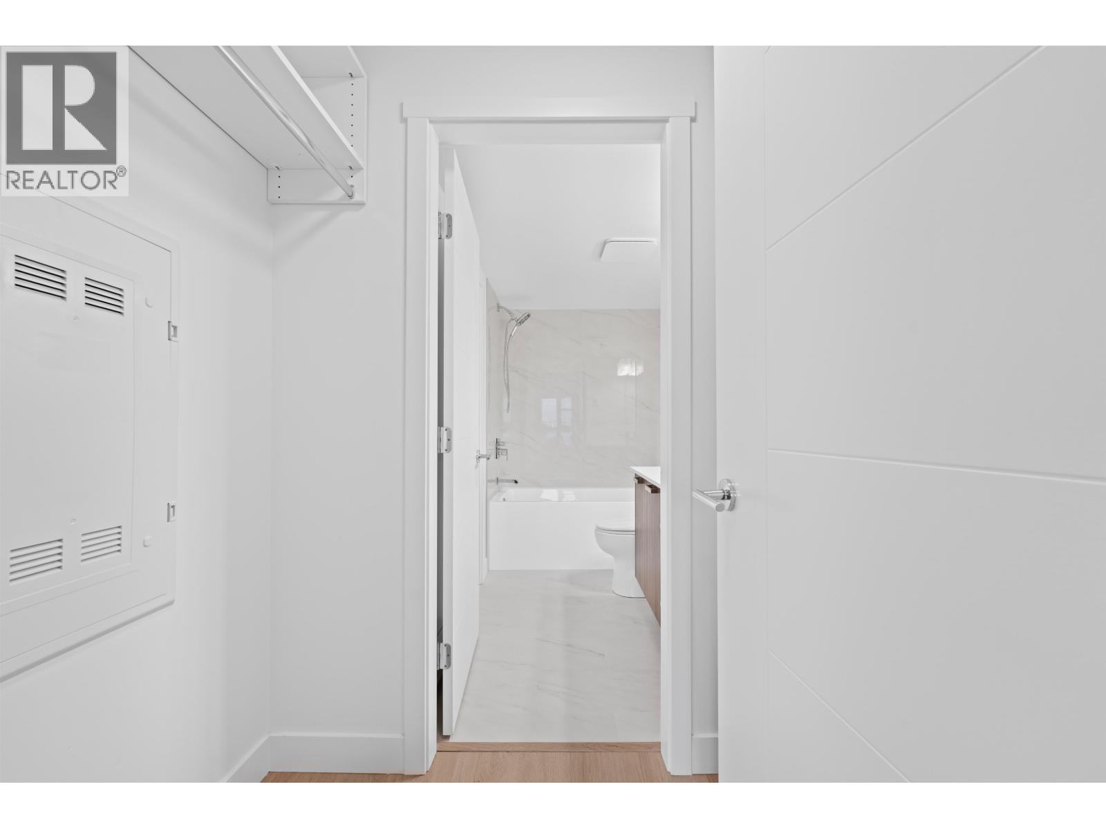 410 22562 121 AVENUE, Maple Ridge