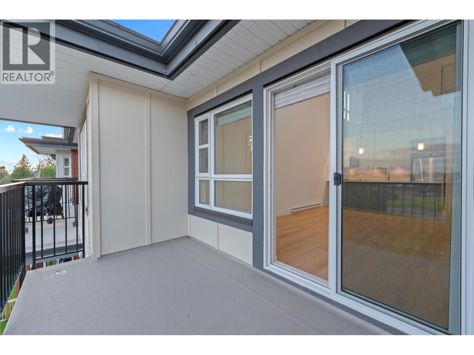 410 22562 121 AVENUE, Maple Ridge