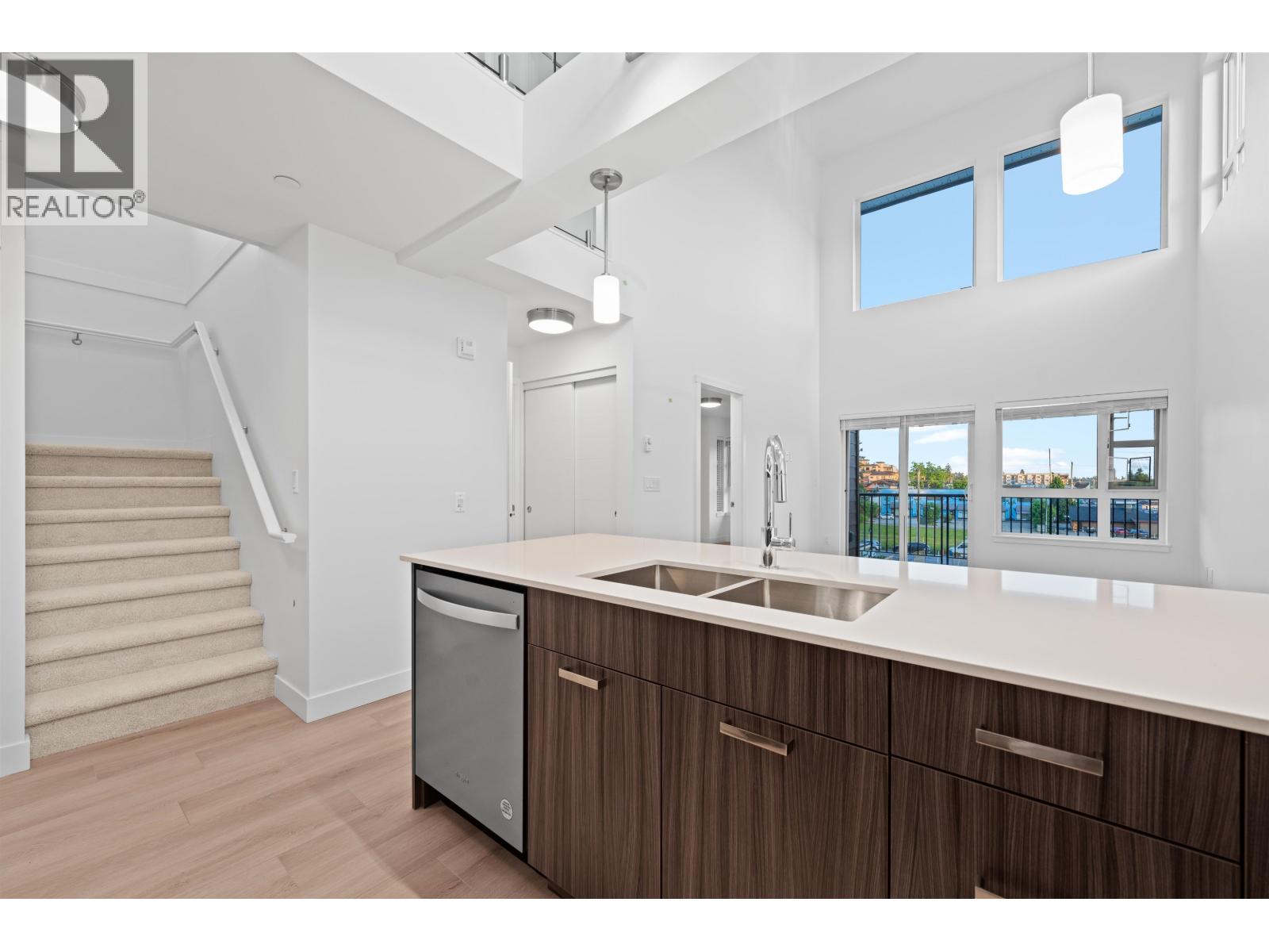 410 22562 121 AVENUE, Maple Ridge