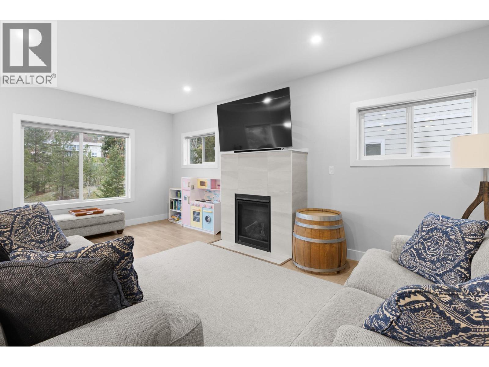 3735 Inverness Road, West Kelowna